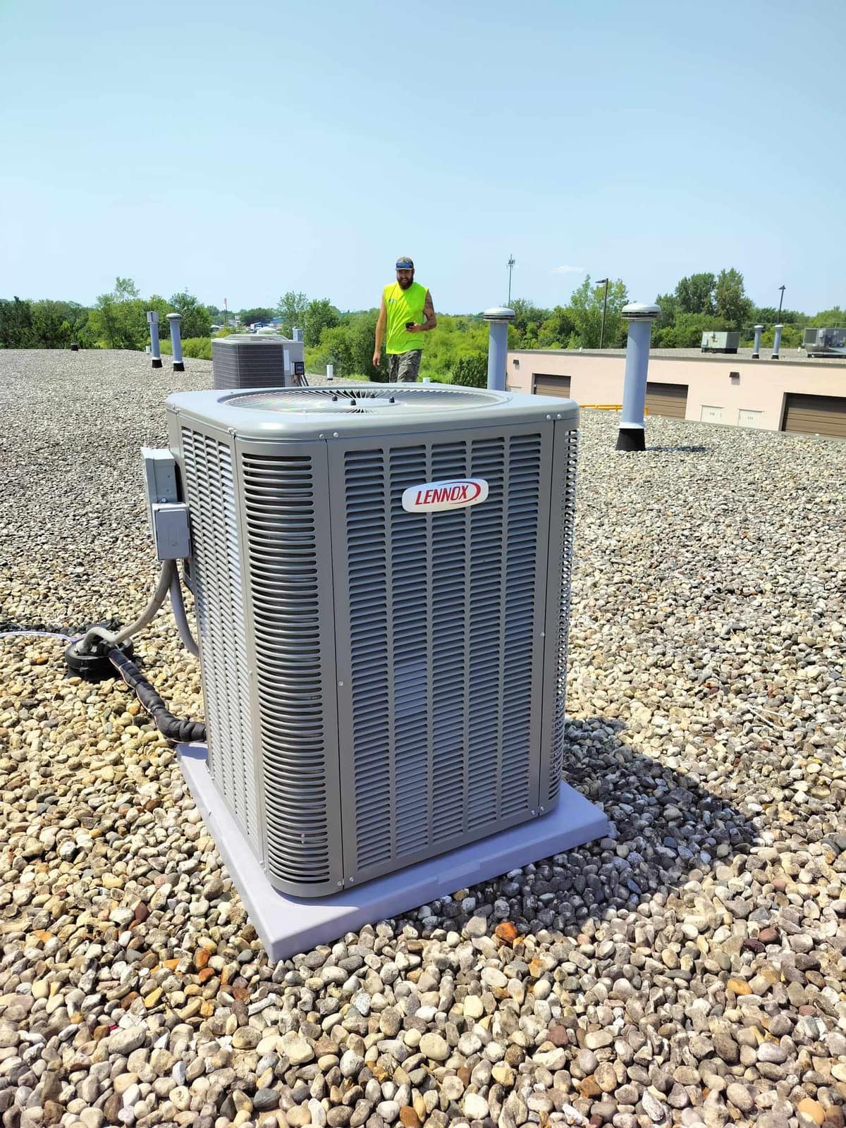 New air conditioning condenser installed by American Mechanical Works in the Chicago North Shore