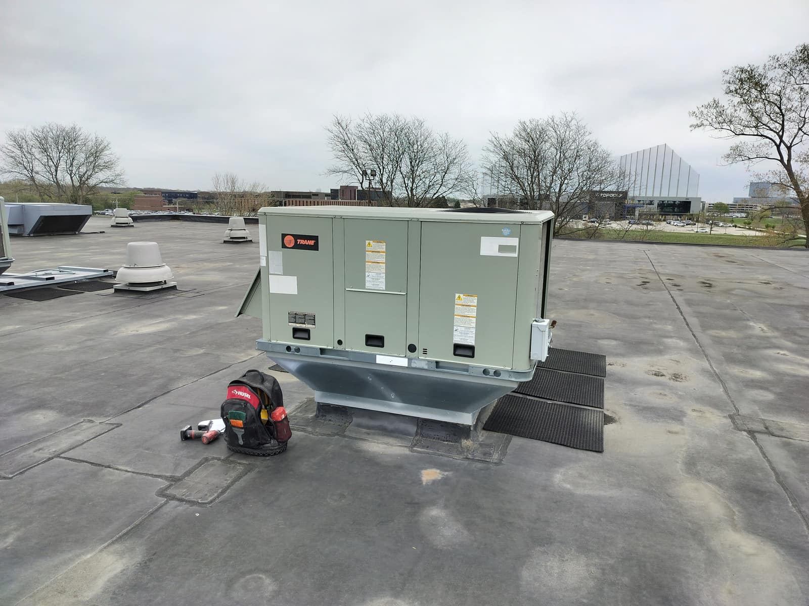 Commercial and industrial HVAC work by American Mechanical Works