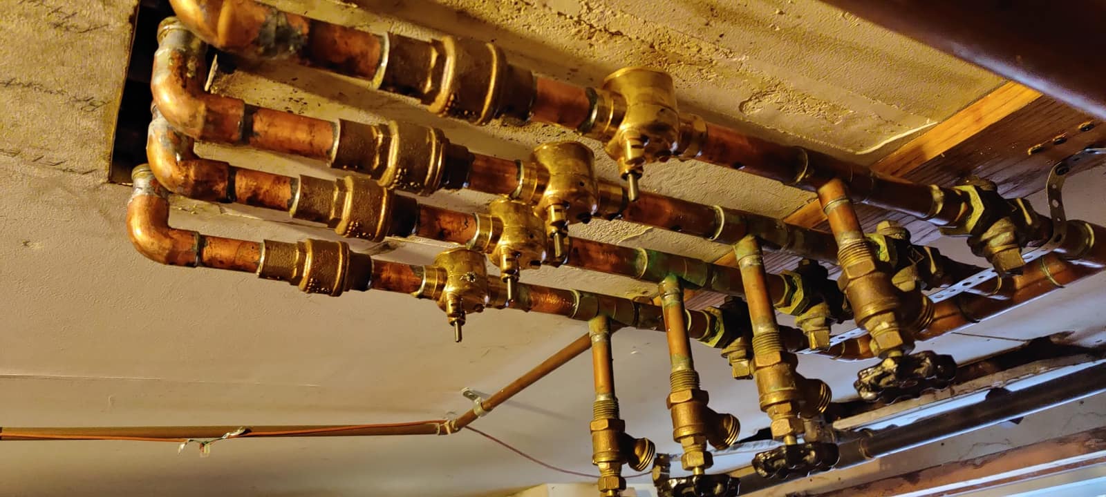 Water heater and gas piping installed by American Mechanical Works