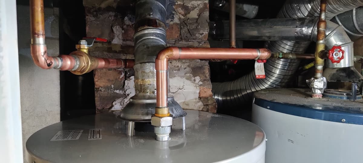 Water heater and gas piping installed by American Mechanical Works