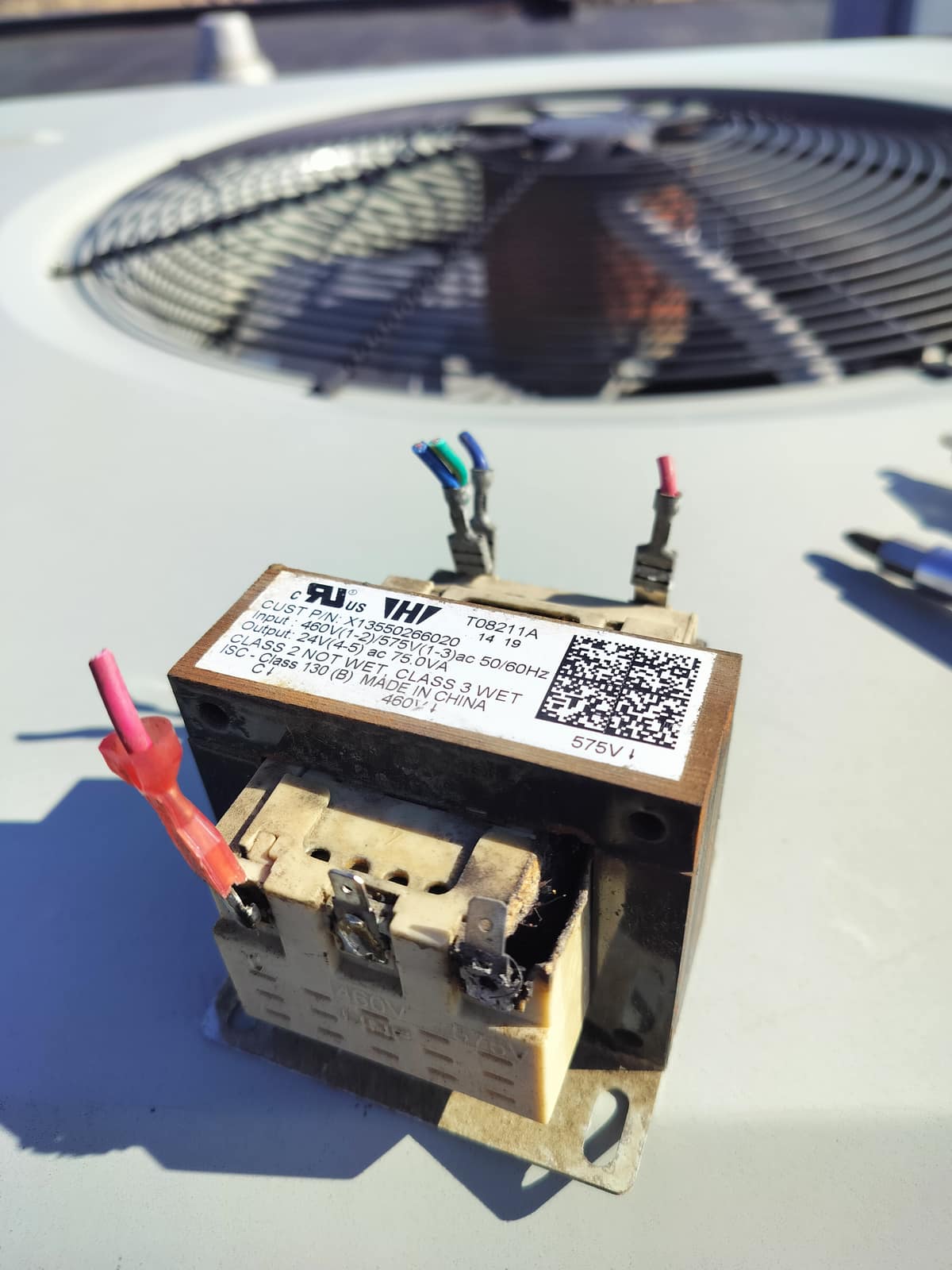 HVAC service and repair technician from American Mechanical Works